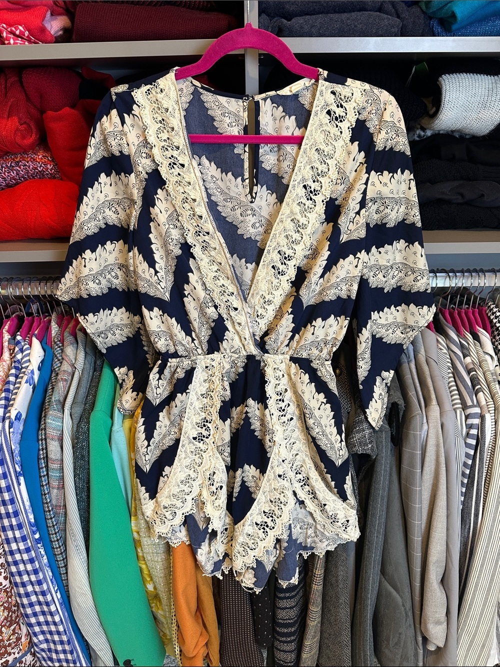 Illa Illa navy/cream print 3/4 sleeve deep v neck embroidered romper size S